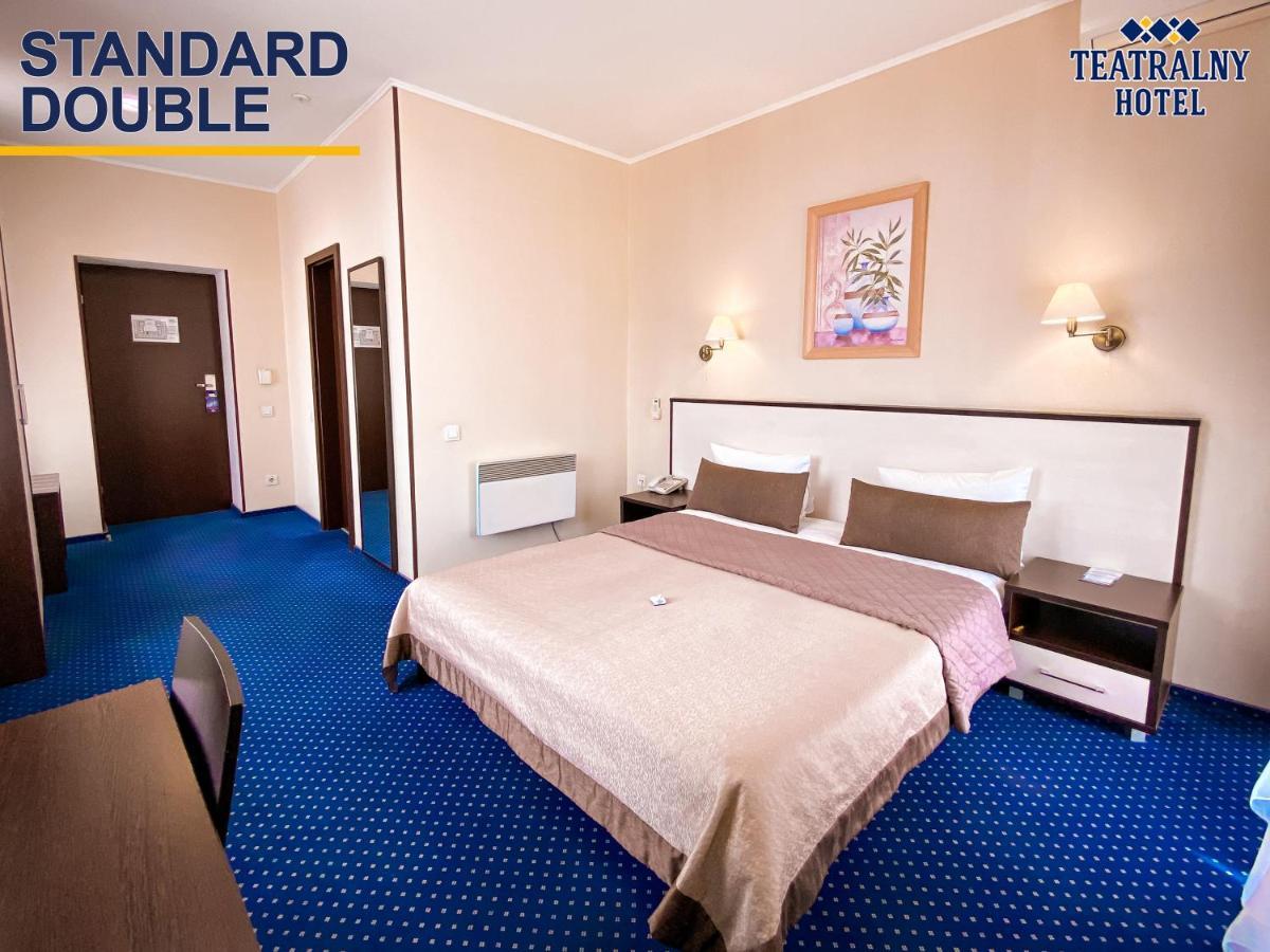Teatralny Hotel Zaporizhia Exterior foto