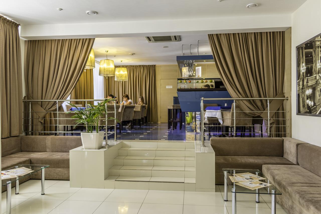 Teatralny Hotel Zaporizhia Quarto foto
